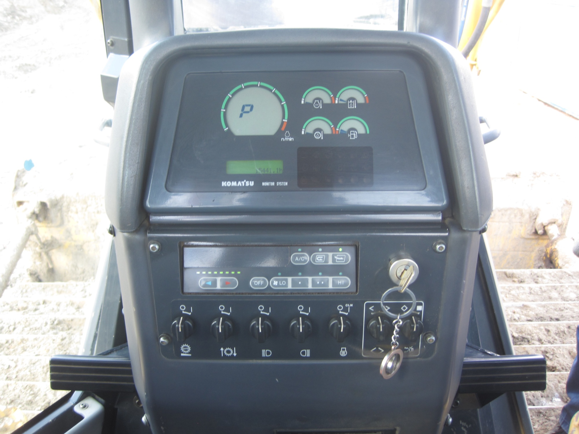 Бульдозер KOMATSU D65PX купить в компании Рабочие Машины
