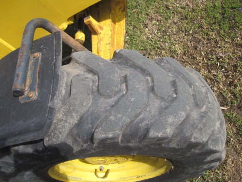 Экскаватор-погрузчик KOMATSU WB93R купить в компании Рабочие Машины