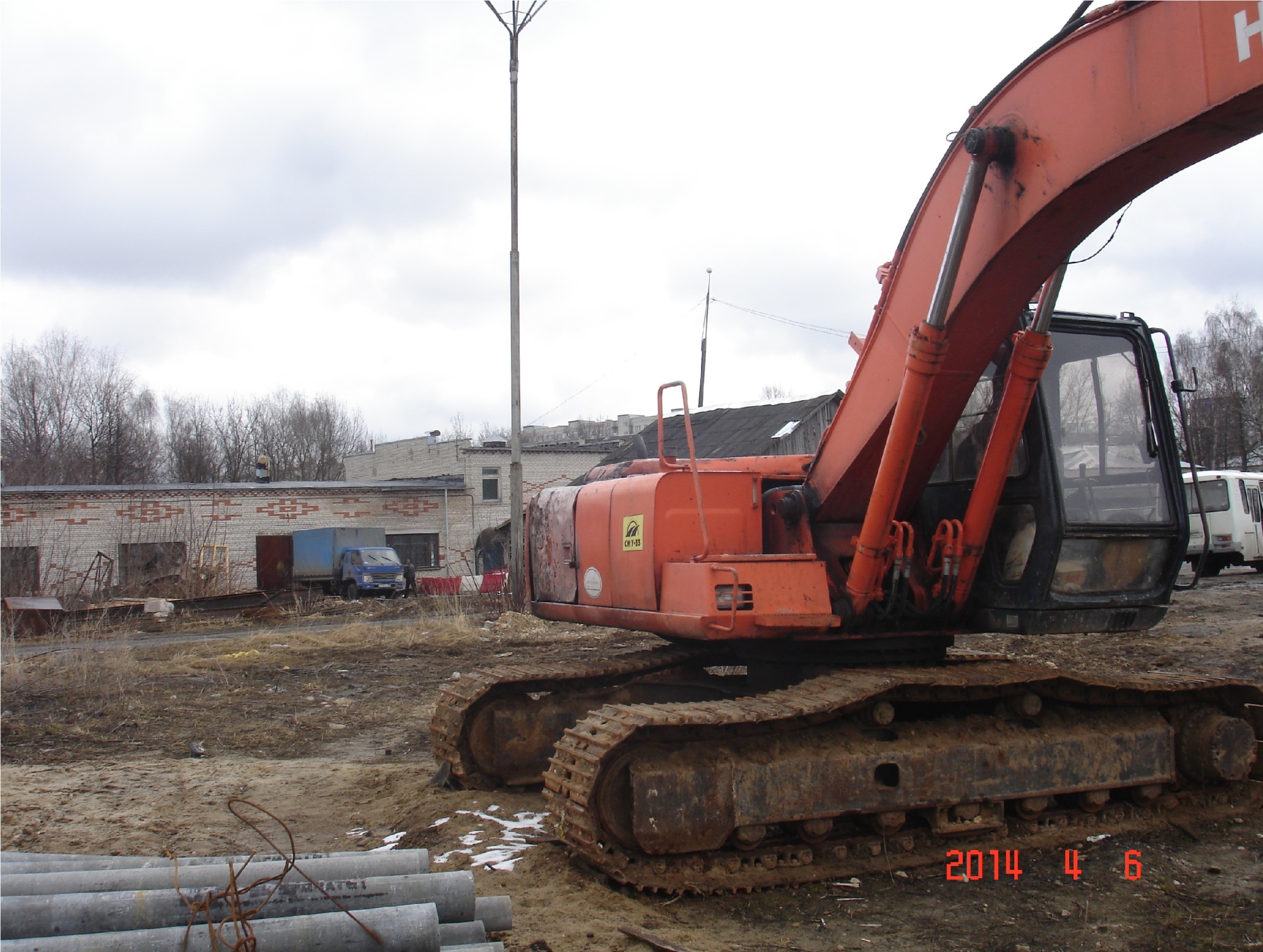 Гусеничный экскаватор HITACHI EX200 LC-3 купить в компании Рабочие Машины