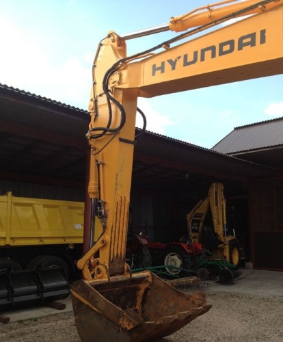 Гусеничный экскаватор HYUNDAI Robex 250LC-7 купить в компании Рабочие Машины
