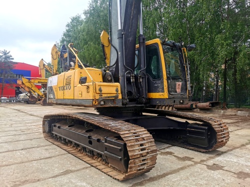Гусеничный экскаватор Volvo EC290B купить в компании Рабочие Машины