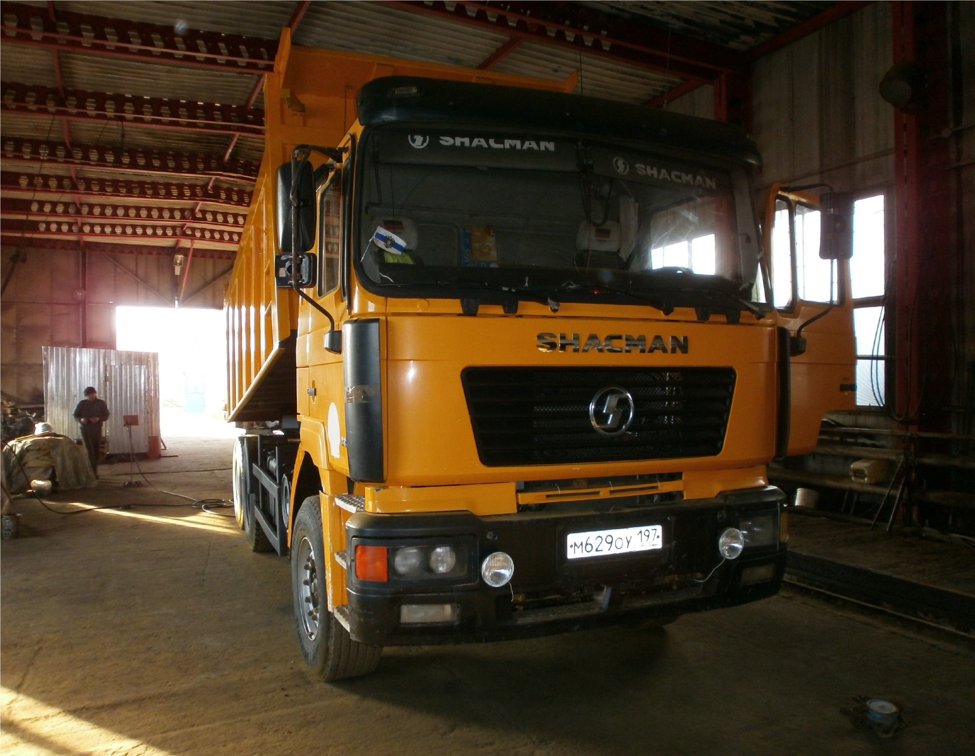 Самосвал SHAANXI SX3315DR366 купить в компании Рабочие Машины
