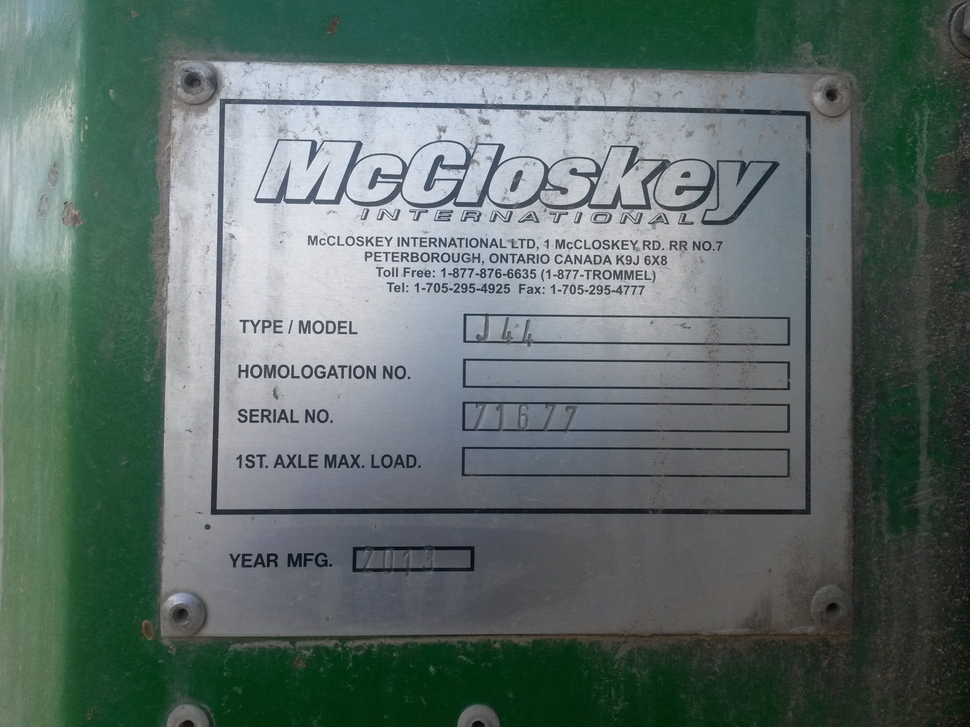 Щековая дробилка McCloskey J-44 купить в компании Рабочие Машины