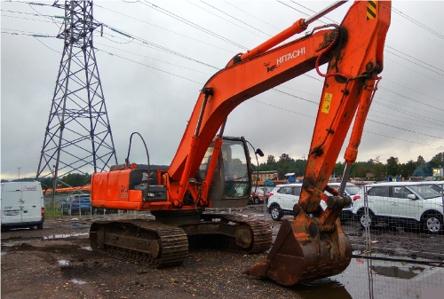 Гусеничный экскаватор HITACHI EX230 купить в компании Рабочие Машины