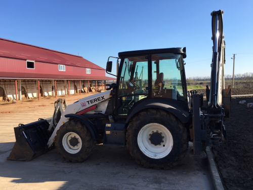 Экскаватор погрузчик TEREX 860 купить в компании Рабочие Машины