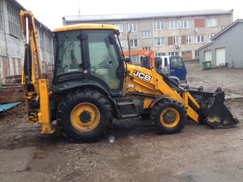 Экскаватор-погрузчик JCB 3CX купить в компании Рабочие Машины