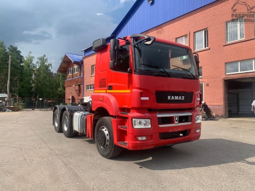 Тягач седельный КАМАЗ 65806 купить в компании Рабочие Машины