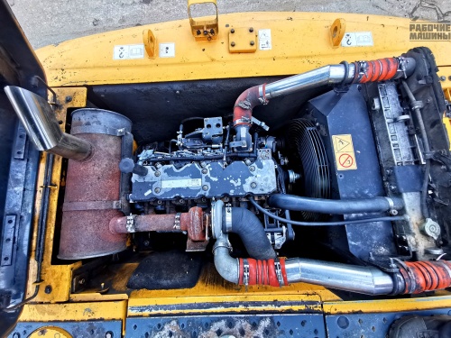Гусеничный экскаватор HYUNDAI R210NLC-9 купить в компании Рабочие Машины