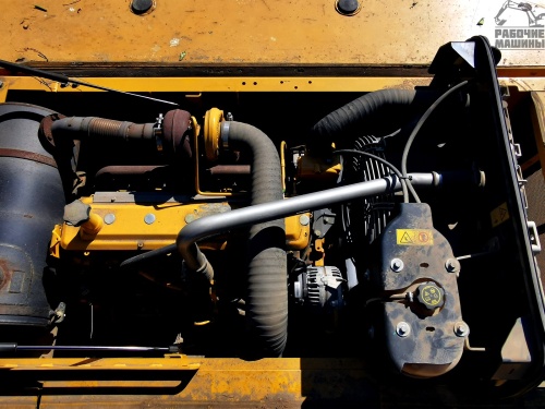 4647. Гусеничный экскаватор JOHN DEERE E260LC купить в компании Рабочие Машины