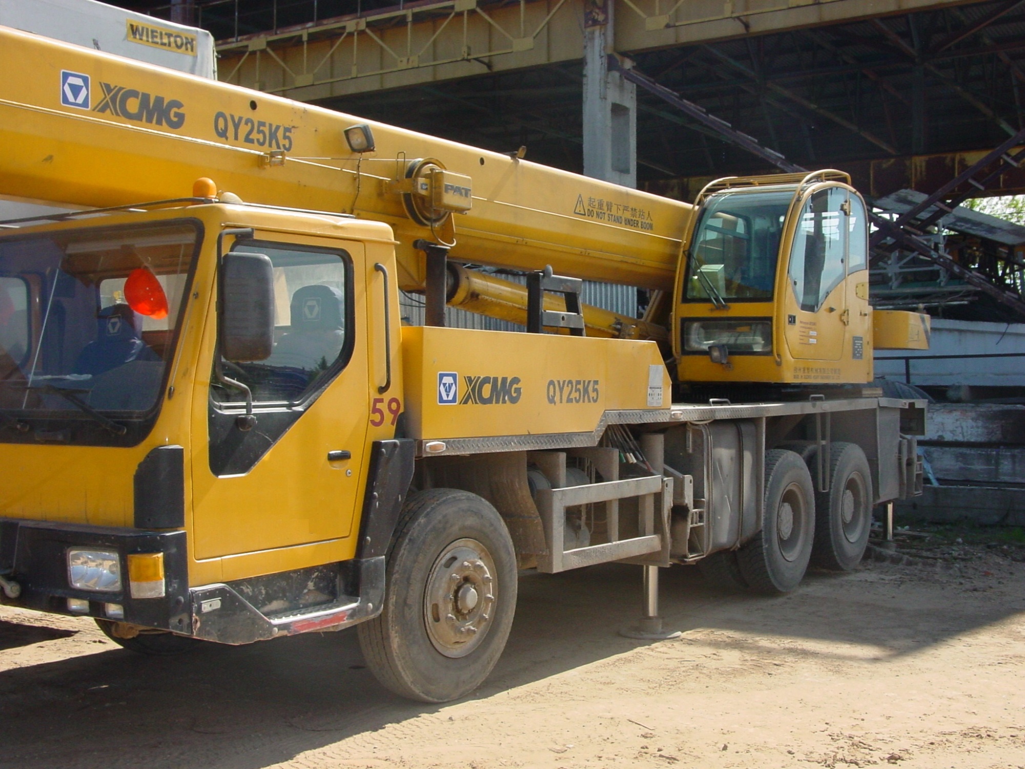 автокран XCMG QY25k5s купить в компании Рабочие Машины