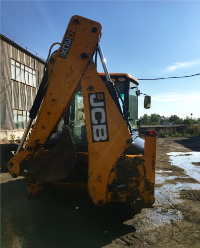 Экскаватор - погрузчик JCB 3CX Super SM купить в компании Рабочие Машины