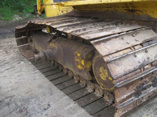 Бульдозер Komatsu D65PX-15 купить в компании Рабочие Машины
