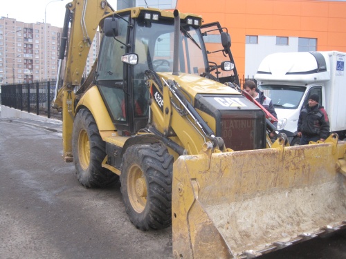 Экскаватор-погрузчик CATERPILLAR 432F купить в компании Рабочие Машины
