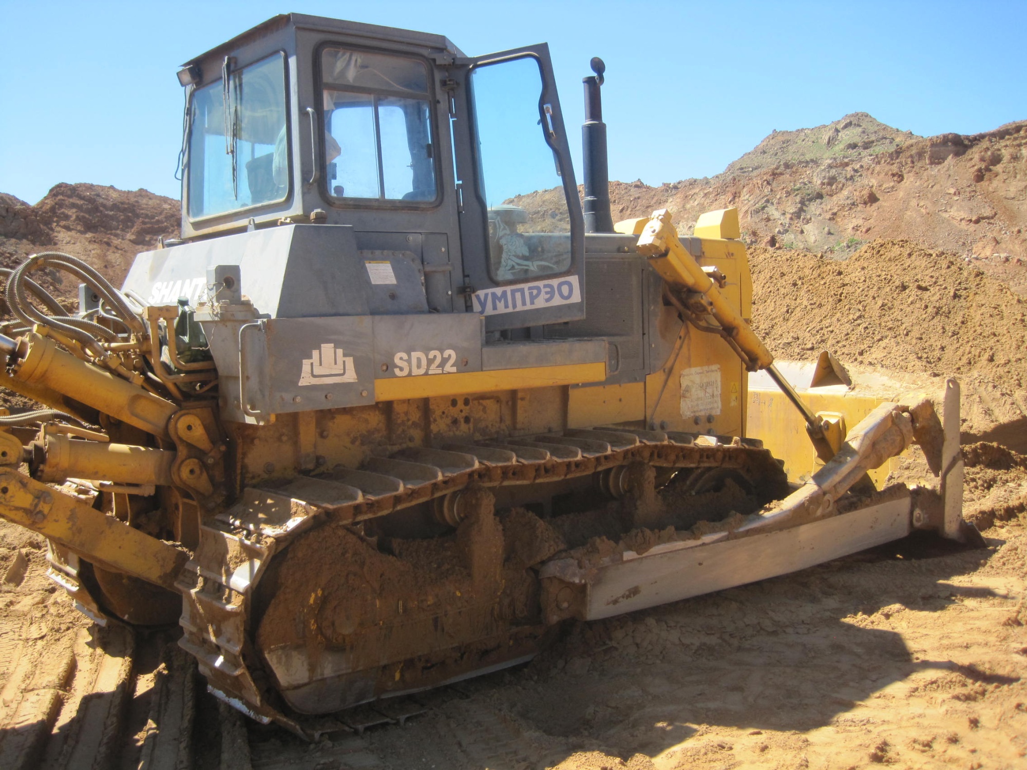 Бульдозер SHANTUI SD 22, 2012 купить в компании Рабочие Машины
