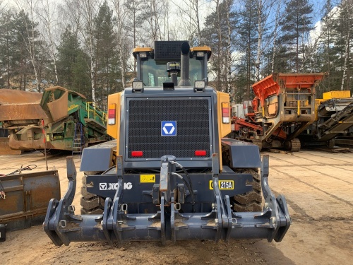 Автогрейдер XCMG GR215A купить в компании Рабочие Машины