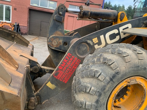 Фронтальный погрузчик JCB 456 купить в компании Рабочие Машины