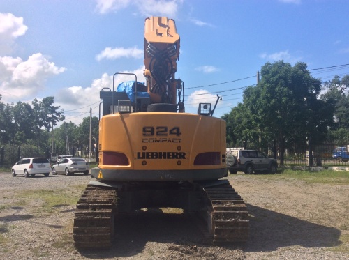 экскаватор туннельный LIEBHERR R924 купить в компании Рабочие Машины