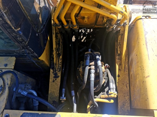 Гусеничный экскаватор KOMATSU PC 400 купить в компании Рабочие Машины