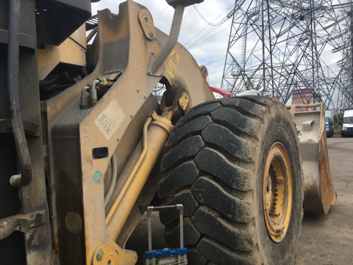 Фронтальный погрузчик KOMATSU WA 600-6 купить в компании Рабочие Машины