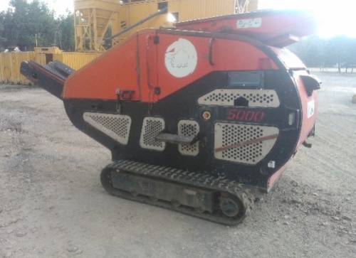 Мини дробилка Red Rhino 5000 Series купить в компании Рабочие Машины