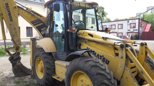 Экскаватор - погрузчик KOMATSU WB93S-5 2014 года купить в компании Рабочие Машины