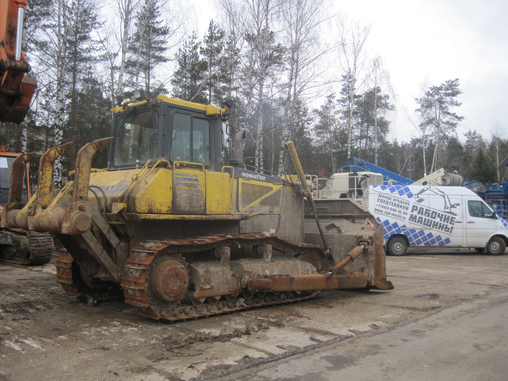 Бульдозер KOMATSU D65 EX-16 купить в компании Рабочие Машины