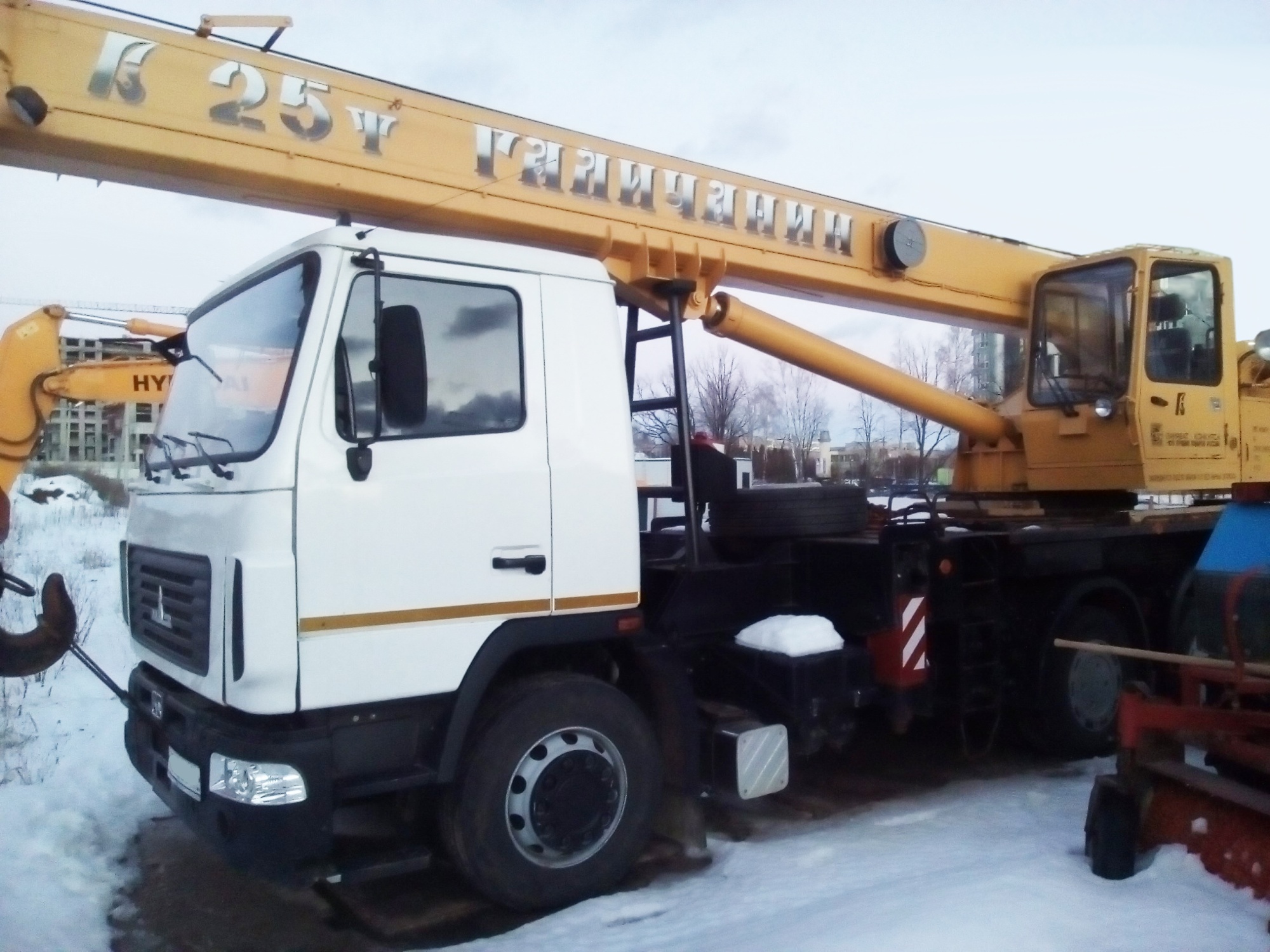 Автокран ГАЛИЧАНИН КС-55713-6В купить в компании Рабочие Машины