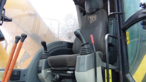 Гусеничный экскаватор JCB JS 220,2007 купить в компании Рабочие Машины