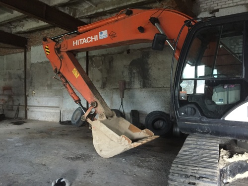 Гусеничный экскаватор HITACHI ZX 240K купить в компании Рабочие Машины