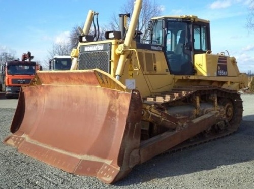 Бульдозер Komatsu D155AX-6