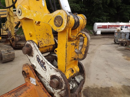 Экскаватор гусеничный JCB JS200LC купить в компании Рабочие Машины