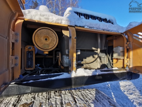 Гусеничный экскаватор Hyundai R 330 купить в компании Рабочие Машины