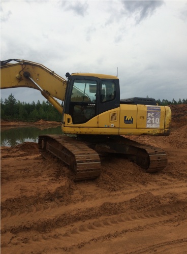 Гусеничный экскаватор KOMATSU PC210LC-7 купить в компании Рабочие Машины