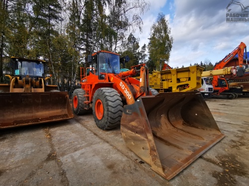 5663 Фронтальный погрузчик DISD SD300 2018  купить в компании Рабочие Машины