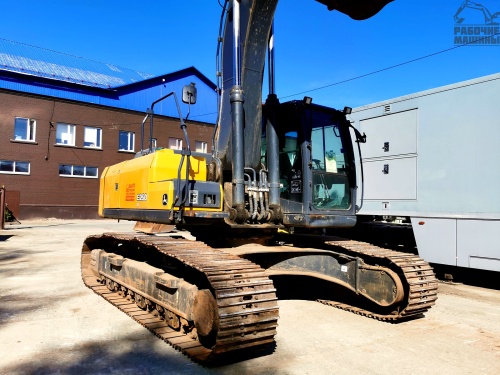 4647. Гусеничный экскаватор JOHN DEERE E260LC купить в компании Рабочие Машины