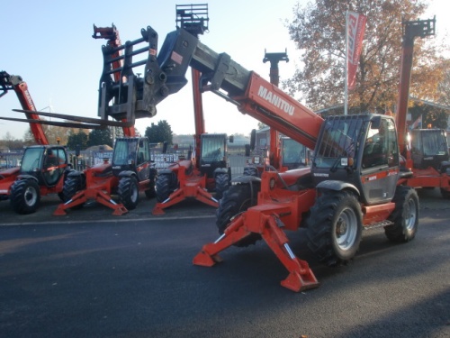 Телескопический погрузчик Manitou 1435 SL купить в компании Рабочие Машины