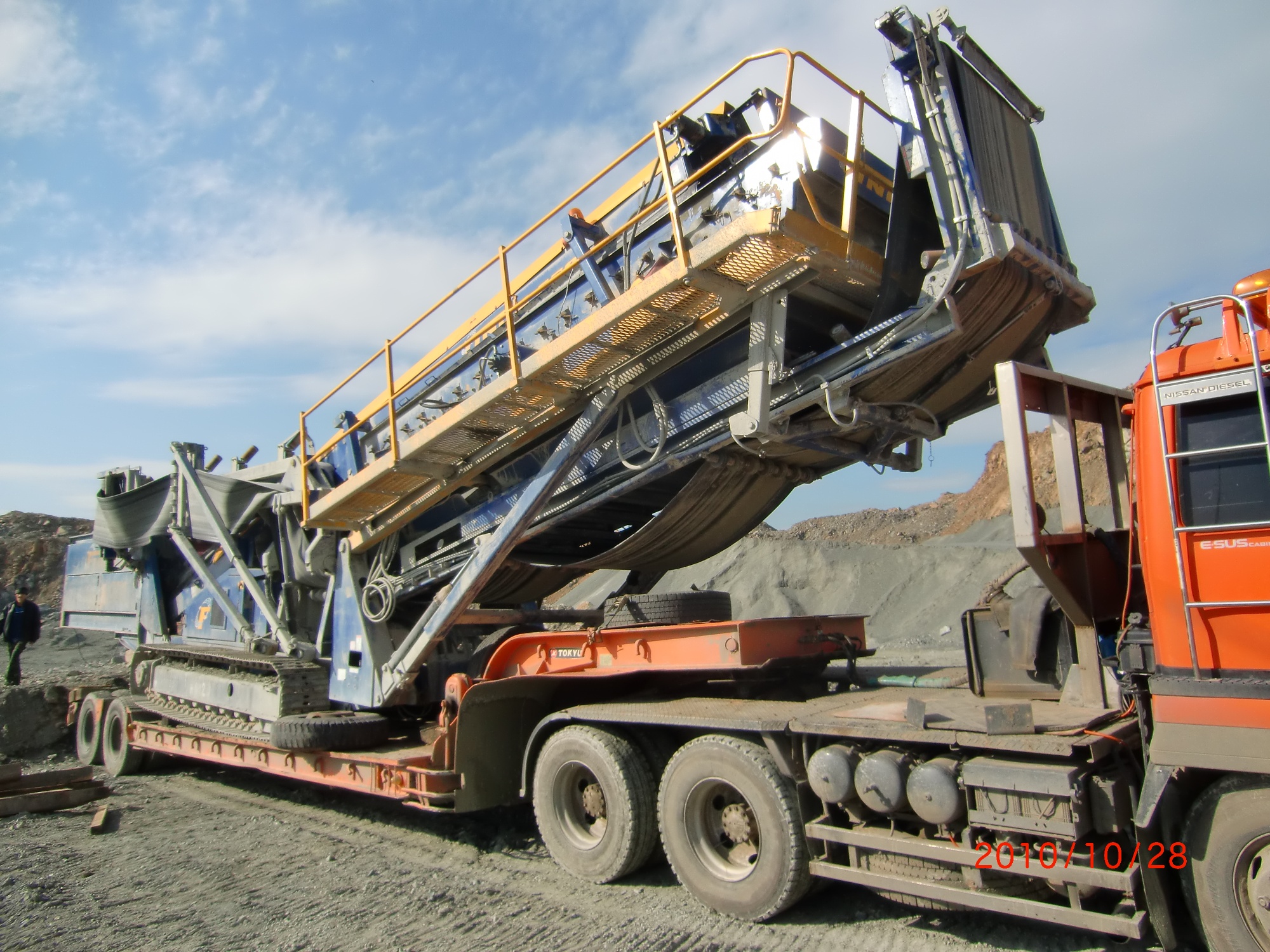 Грохот FINTEC 570 купить в компании Рабочие Машины