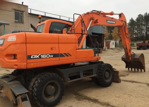 Колесный экскаватор DOOSAN / DAEWOO DX160W купить в компании Рабочие Машины