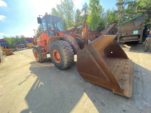 Фронтальный погрузчик DISD SD300 купить в компании Рабочие Машины