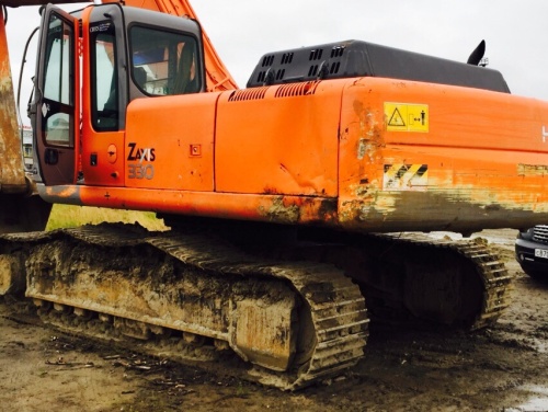 экскаватор гусеничный Hitachi ZX330 купить в компании Рабочие Машины