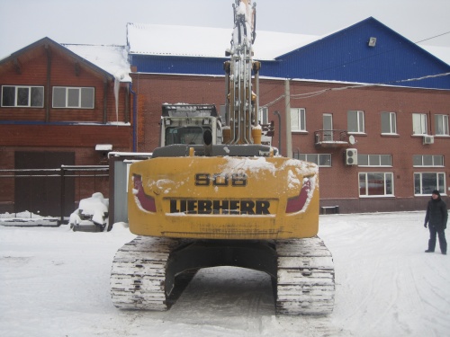 Экскаватор гусеничный Liebherr 906 купить в компании Рабочие Машины