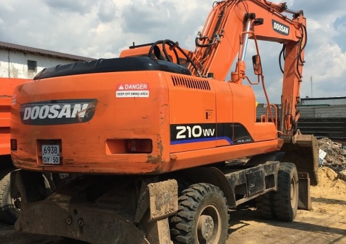 Колесный экскаватор DOOSAN / DAEWOO SOLAR L 210W-V купить в компании Рабочие Машины
