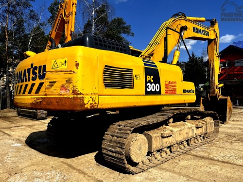 Гусеничный экскаватор KOMATSU PC300-8M0 купить в компании Рабочие Машины
