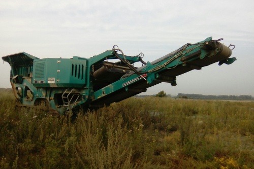 Грохот POWERSCREEN Chieftain 1700 track (3 Deck) купить в компании Рабочие Машины