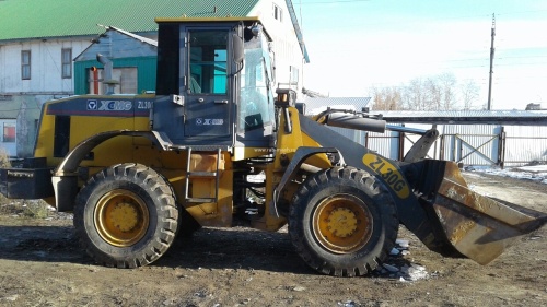 Фронтальный погрузчик XCMG ZL30G купить в компании Рабочие Машины