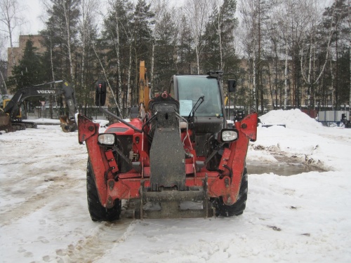 Телескопический погрузчик MANITOU MT1840 купить в компании Рабочие Машины