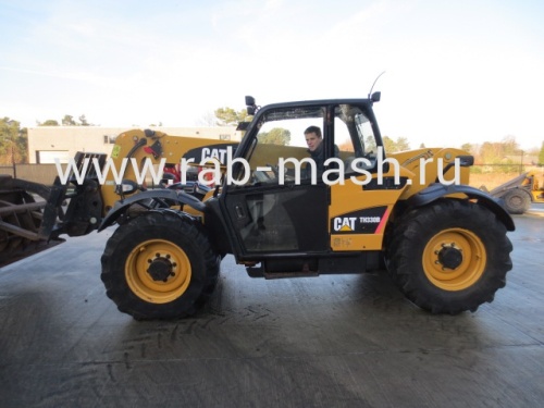 Телескопический погрузчик Caterpillar TH330B купить в компании Рабочие Машины