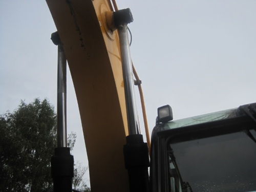 Гусеничный экскаватор JCB JS 220, 2012 г. купить в компании Рабочие Машины