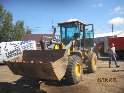Фронтальный погрузчик XCMG ZL30G купить в компании Рабочие Машины