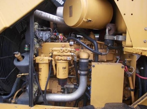 Фронтальный погрузчик Caterpillar 938G II купить в компании Рабочие Машины